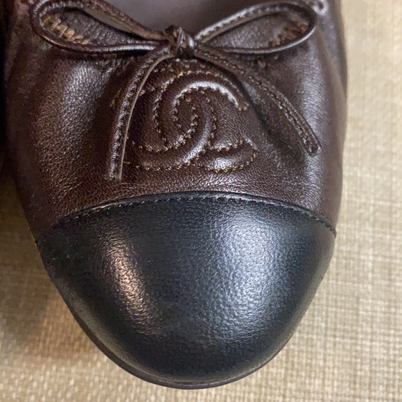 Authentic Chanel pumps size 8.5 - Picture 6 of 14